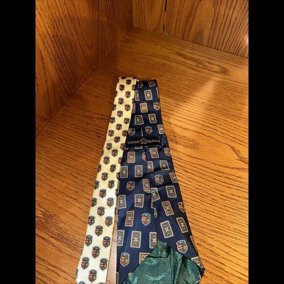 Vintage Tommy Hilfiger Necktie‎ - Picture 2 of 7